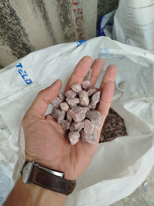 Каміння різних видів, фракцій. Галька біла. Працюємо під замовлення