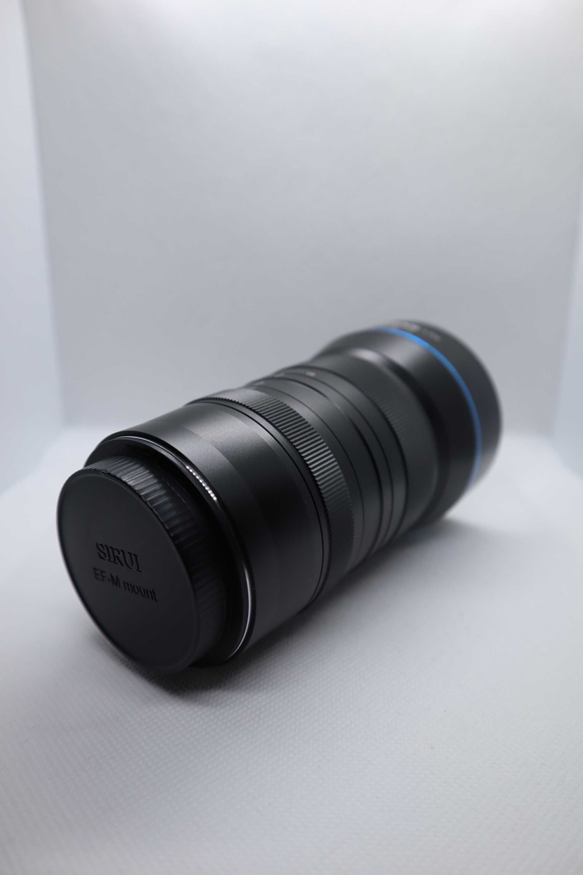 Sirui anamorphic lens 1,33x 24mm f/2.8 canon
 ef-m