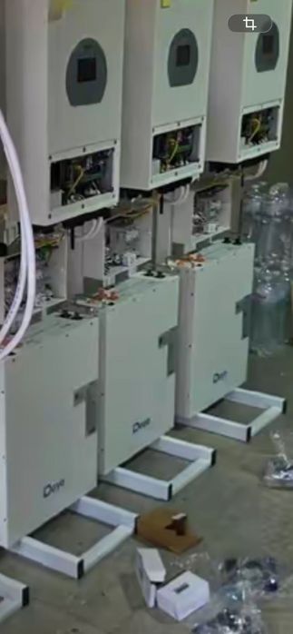 інвертори Deye 5/6/8/12/16 кВт та акумулятори Deye 5 кВт