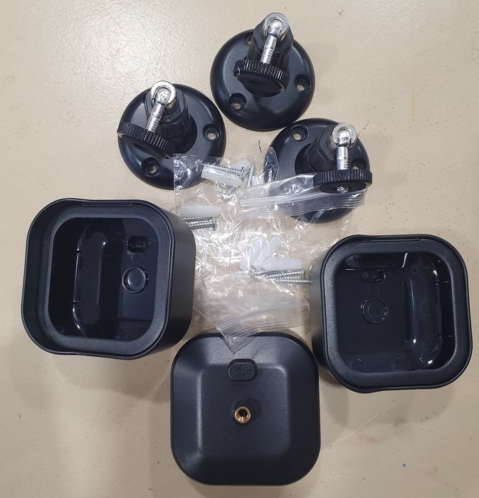 Suporte ajustável c/ caixas protectoras de câmaras p/o exterior-TIZOMI