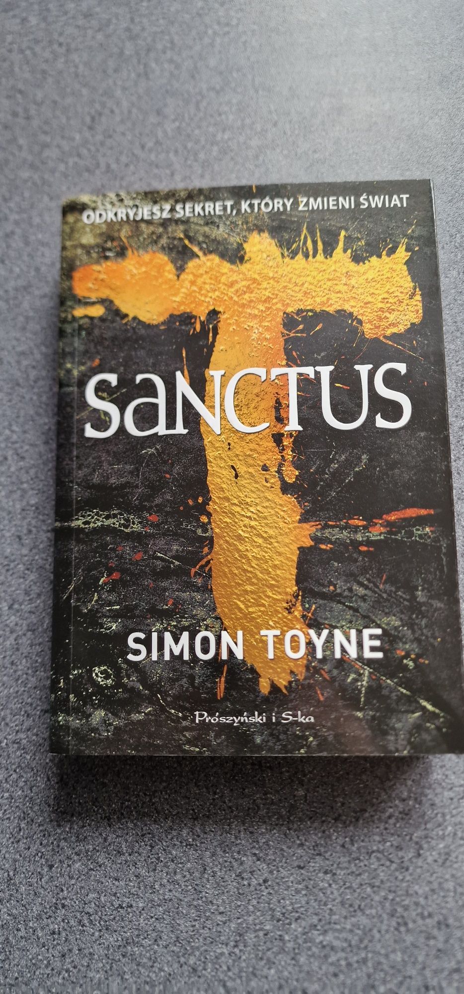 Simon  Toyne     Sanctus