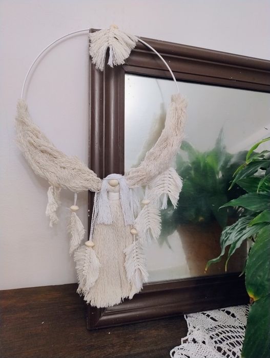 Polecam ręcznie robione Anioły ze sznurka.