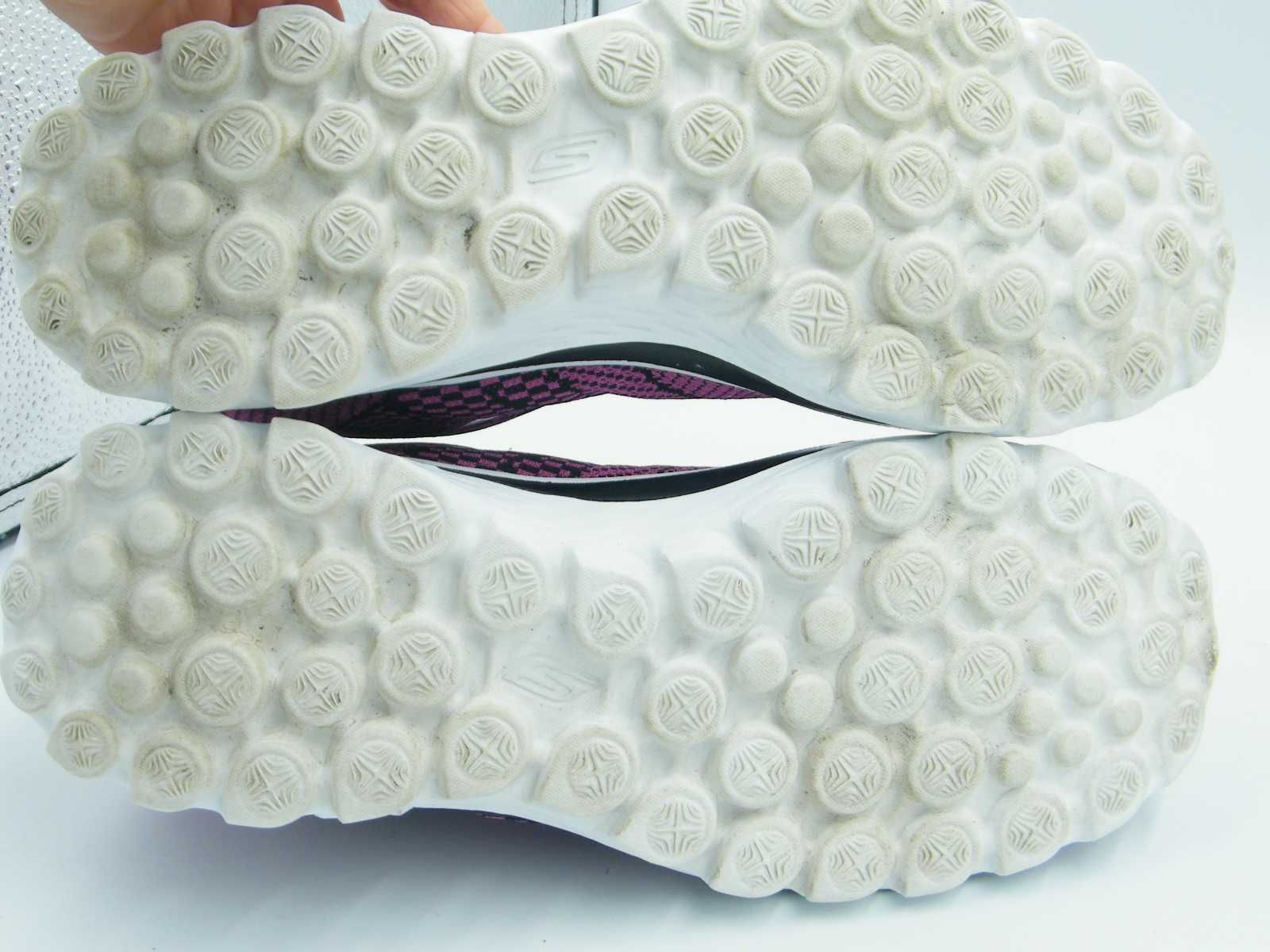 Skechers mega wygodne