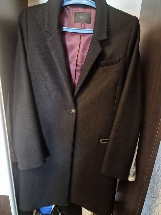 Продам чорне пальто IKKS 36 р