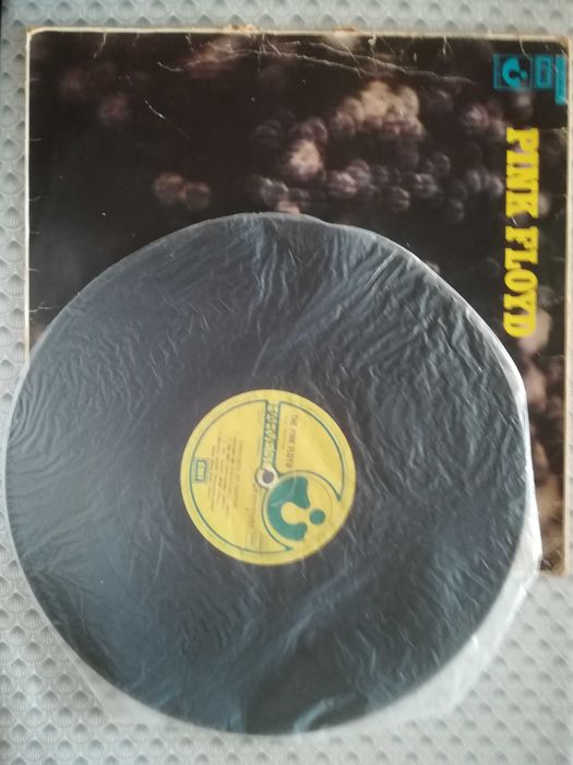 disco vinyl Pink Floyd obscured by clouds