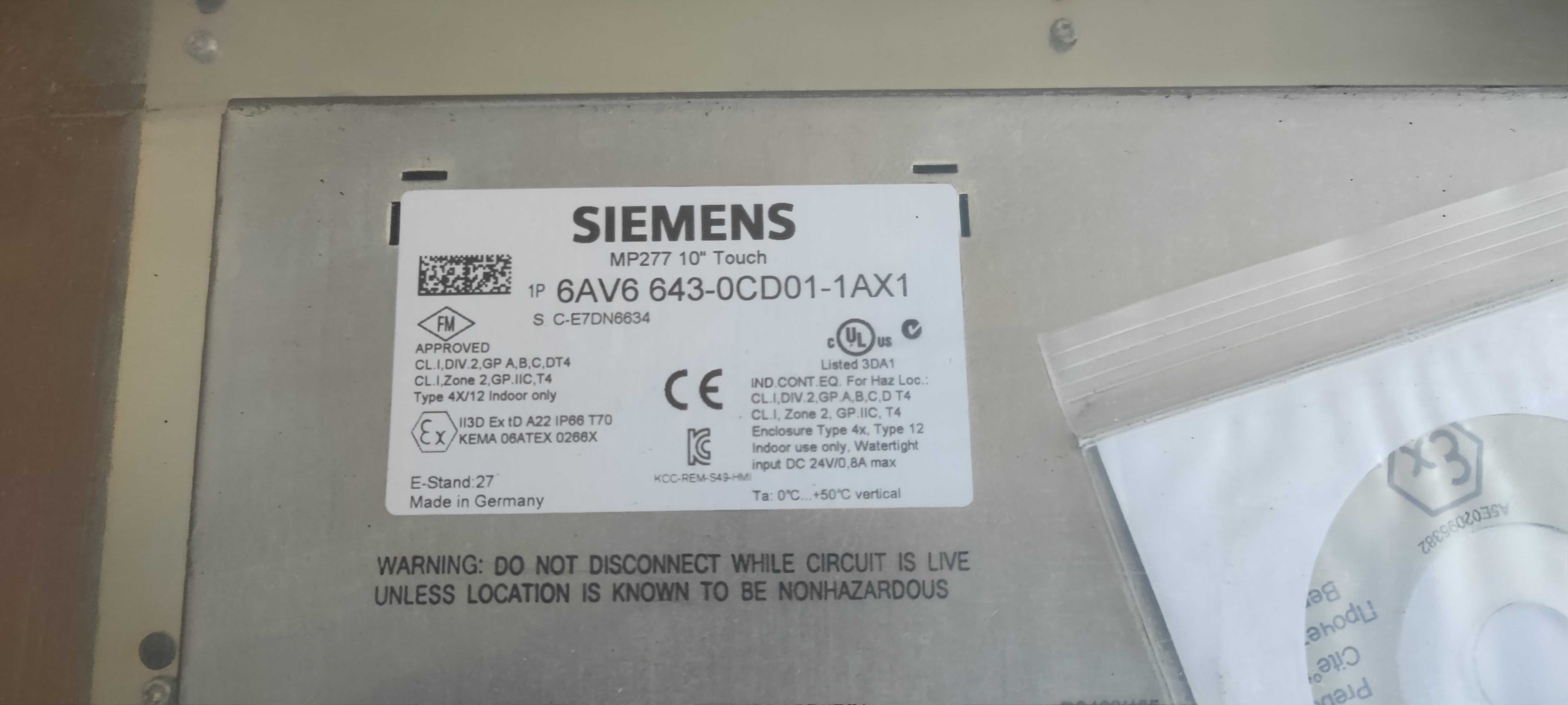 Siemens MP277 10" Touch 6AV6 643-0CD01-1AX1
