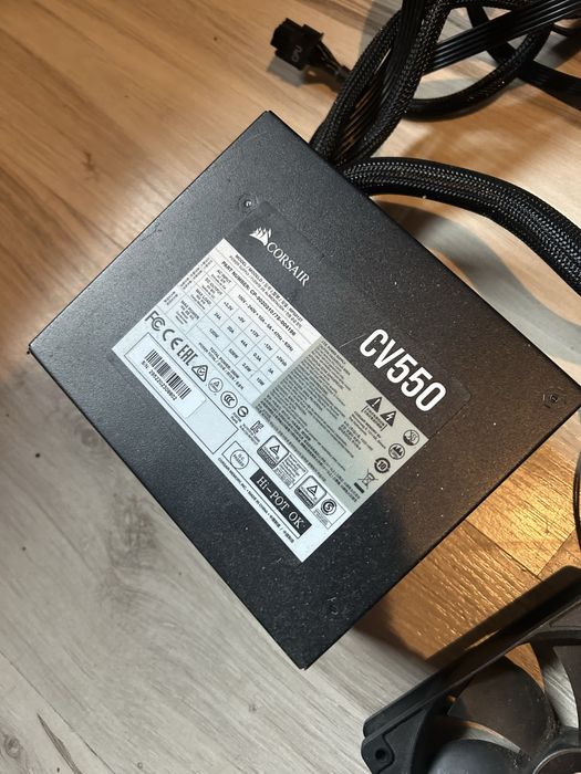 Elektronika (laptopy komputer telefony)