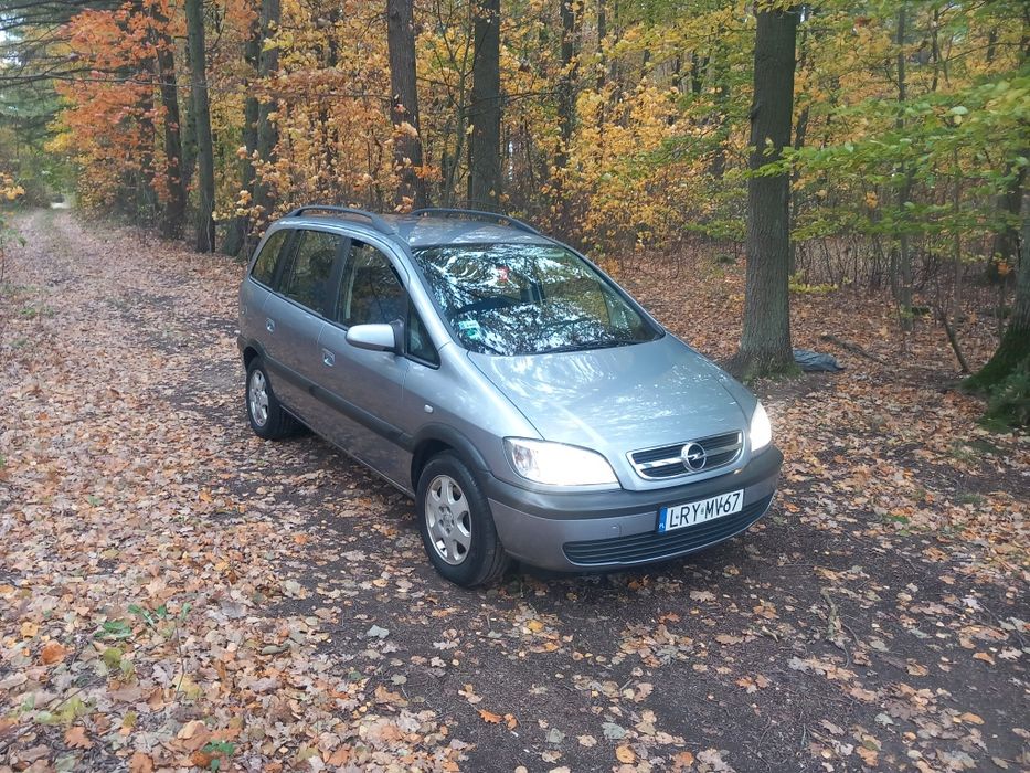 Sprzedam Opla Zafire 1.8 Sekwencja *bez korozji* Zadbana* HAK!!