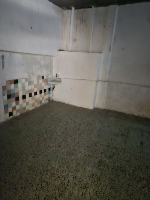 Aluguer espaço comercial