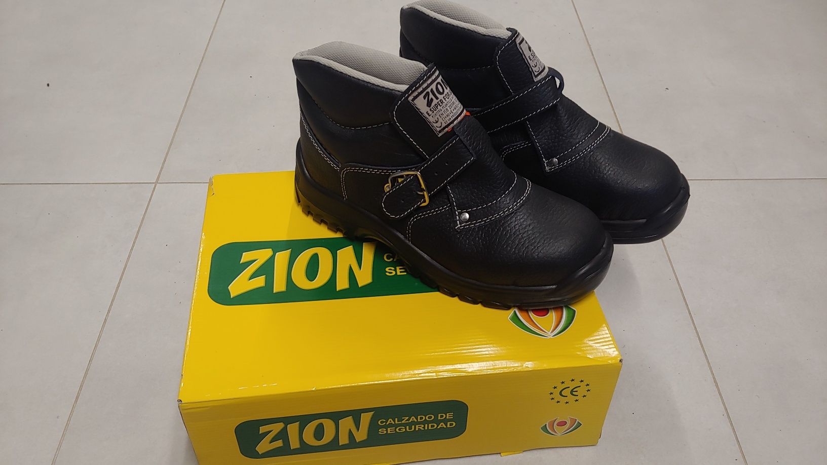 Buty robocze spawalnicze
