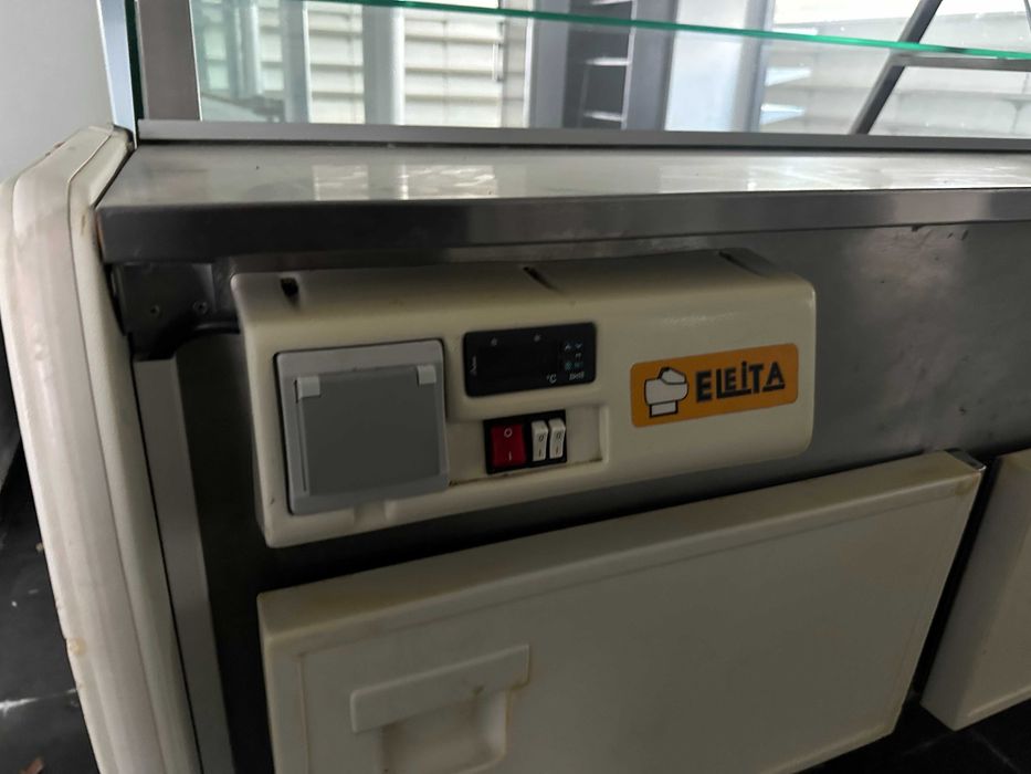 Vitrinas Refrigeradas Profissionais para Talho/Supermercado - 2,8m