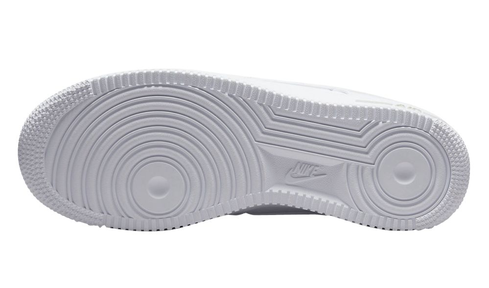 Жіночі кросівки Nike air force 1 ‘07 SE