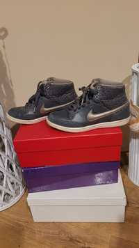 Nike Double Team Mid Leather Trainers  Grey/Gold rozm. W Nike 38.5