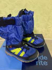 Зимние термосапоги (ботинки) Stride Rite для мальчика