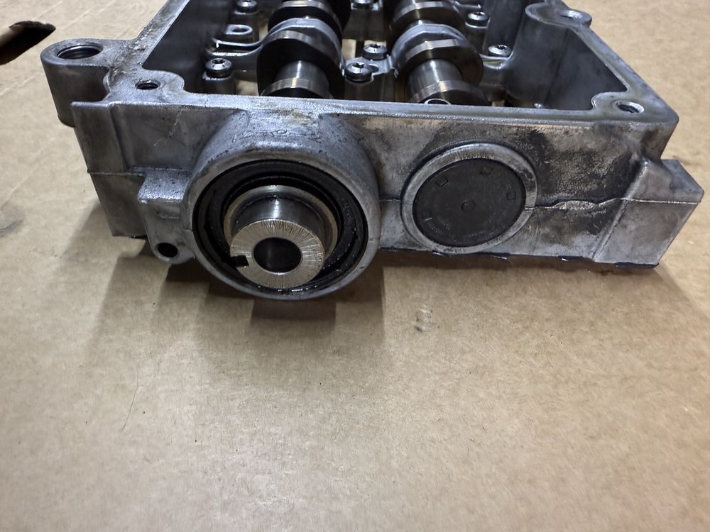 Wałki rozrzadu 2.0TDI DJG DJGA 04L103308C