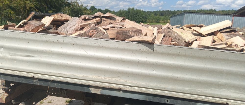 Opał. Drewno. Zrzyny tartaczne. Mix liściaste i iglaste.