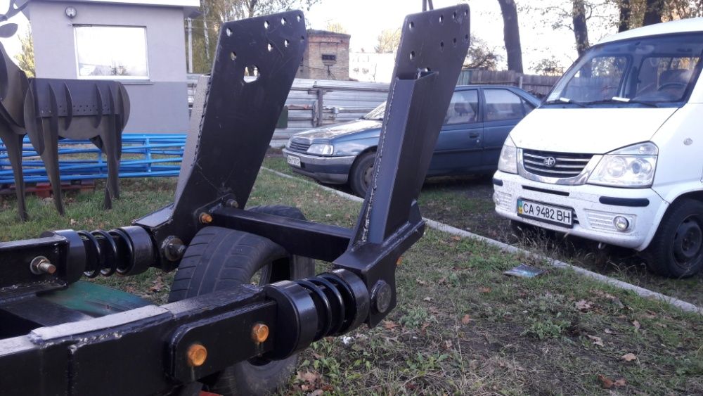 Відвал для снігу + лопата бульдозерна на трактор МТЗ 80 / 82 892