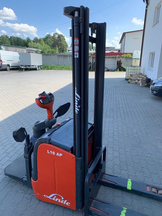Електричний навантажувач linde L 16 AP + ЗП Jungheinrich SLH 300