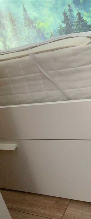 Rama łóżka IKEA 140x200 – Z szufladami – Biała