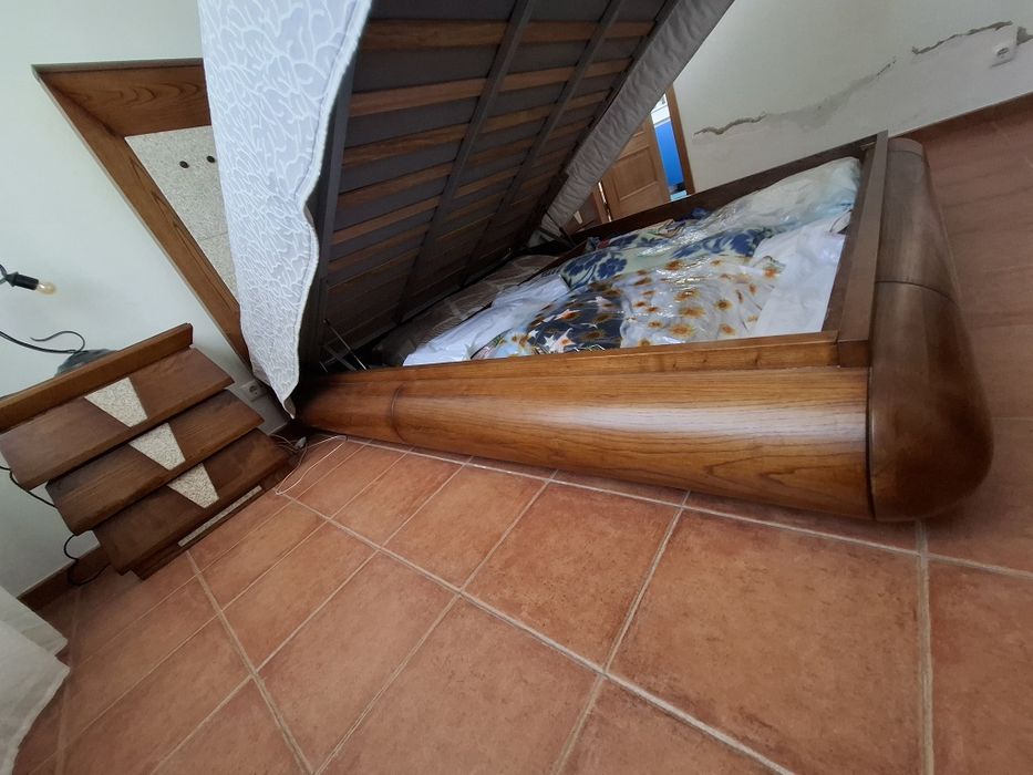 Quarto de carvalho maciço