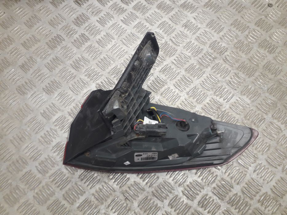 Ford mondeo mk5 kombi lampa tył lewy