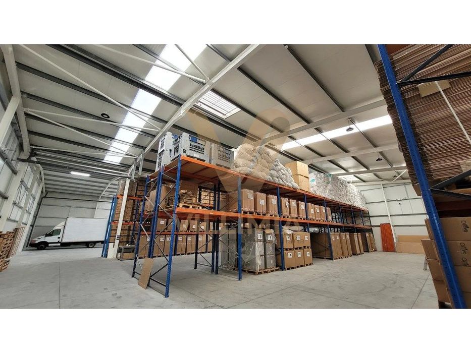 Pavilhão Industrial com 1516 m² - Queijada, Ponte de Lima