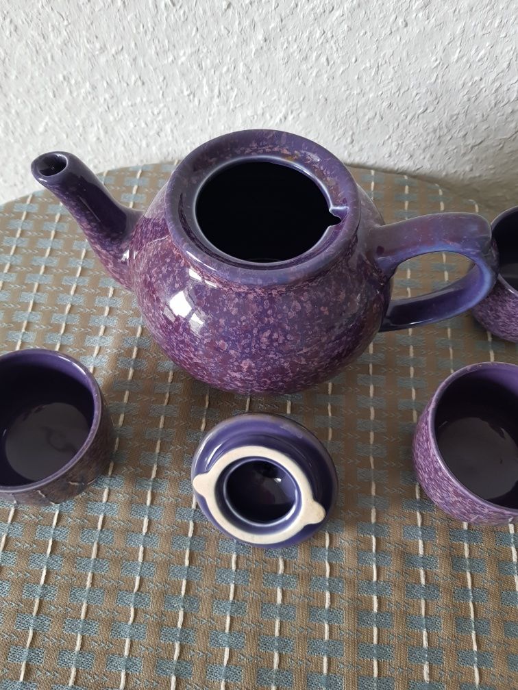 Чайный набор для заварки чая из керамики.