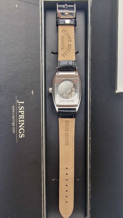 Продаю часы швейцарские наручные мужские новые