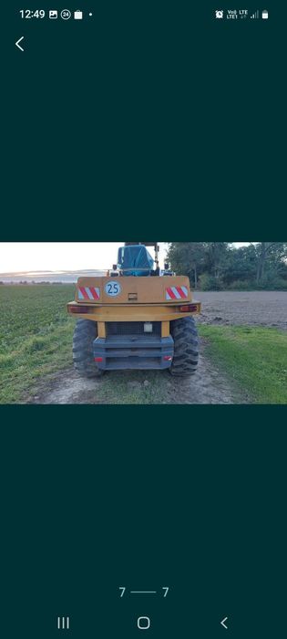 Ładowarka czołowa z kabiną