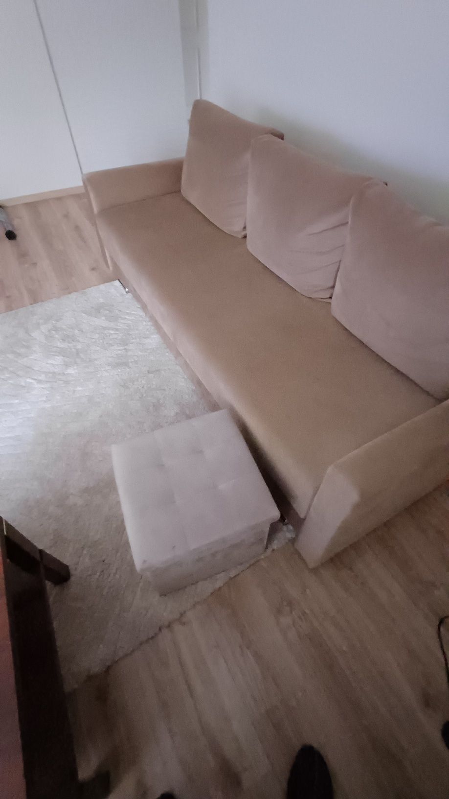 Sofa bezowa+pufa