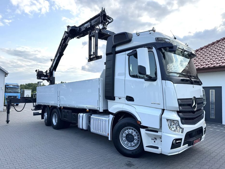 Mercedes-Benz Actros 2548 6x2 z HDS ATLAS 210.2, oś skrętna + przyczepa Schwarzmuller  Mercedes-Benz Actros 2548 6x2 z HDS Atlas 210.2 + przyczepa Schwazmull