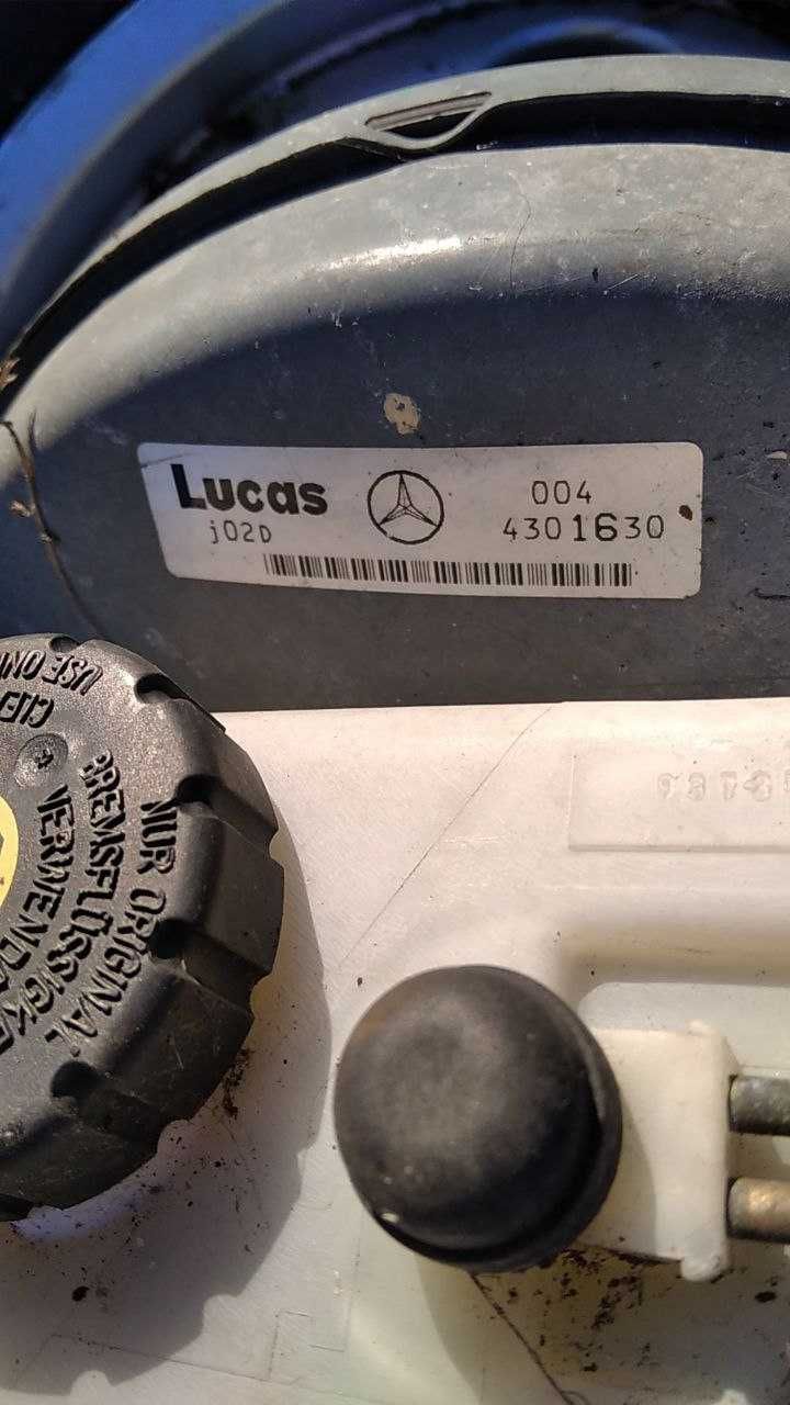 Вакуумний підсилювач гальм Mercedes W124 1.8i Мерседес 0044301630
