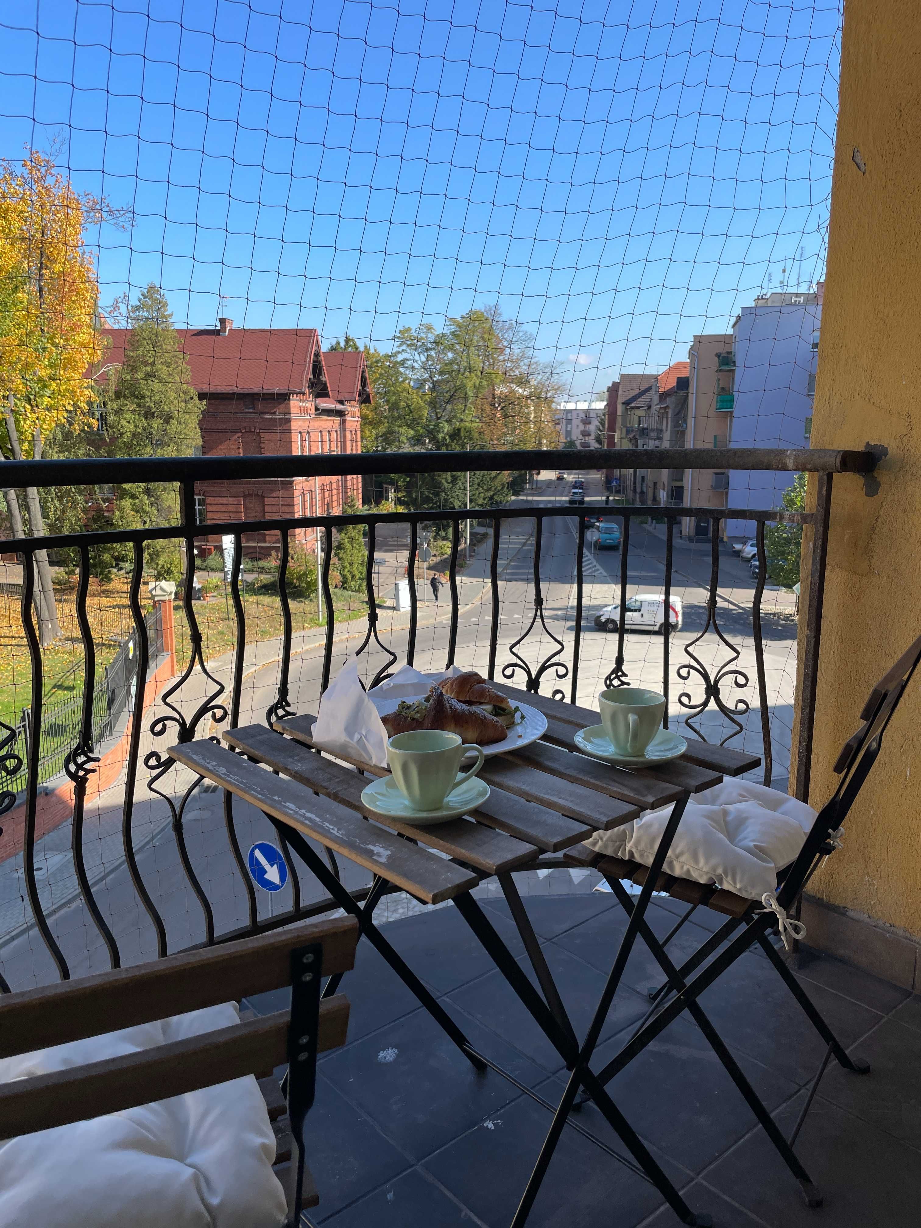 Kawalerka w centrum z balkonem