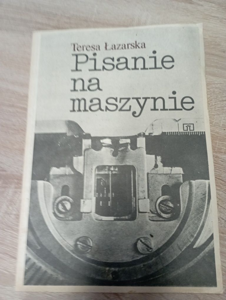 Pisanie na maszynie, Teresa Łazarska, 1984