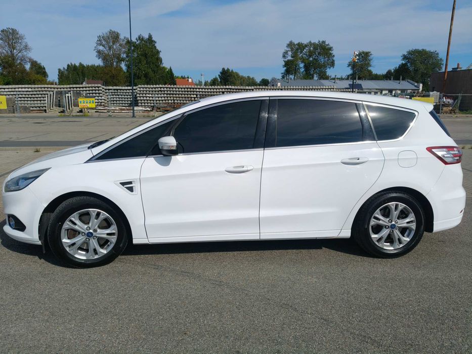Ford s max pierwszy właściciel w kraju