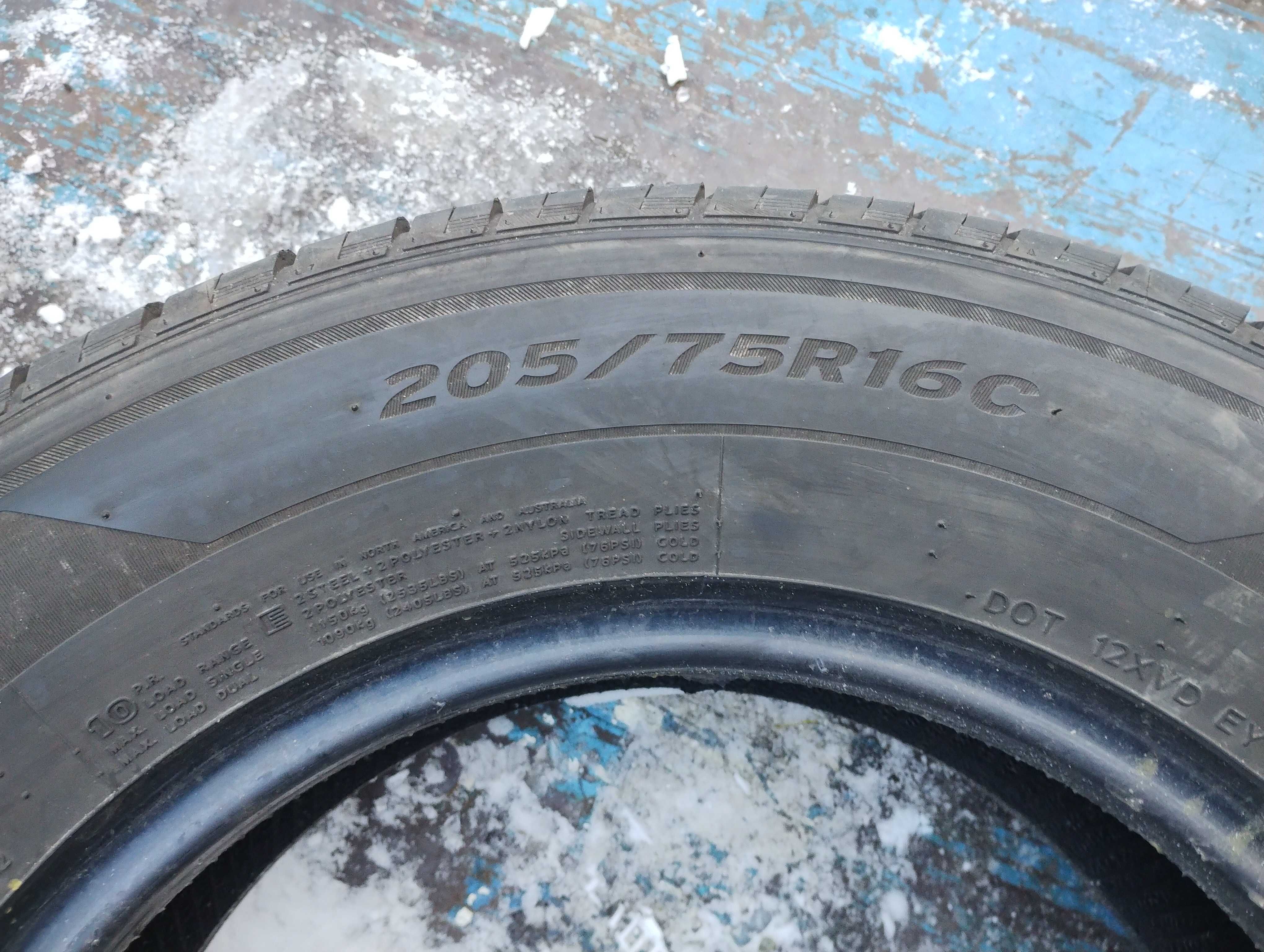 2x Opony letnie Laufenn X Fit Van 205/75/16C PAR16