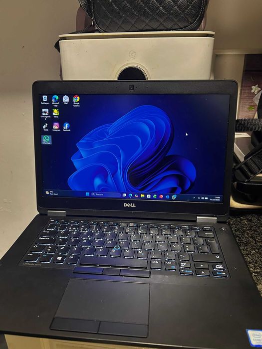 portátil i3 , Windows 11 Pro