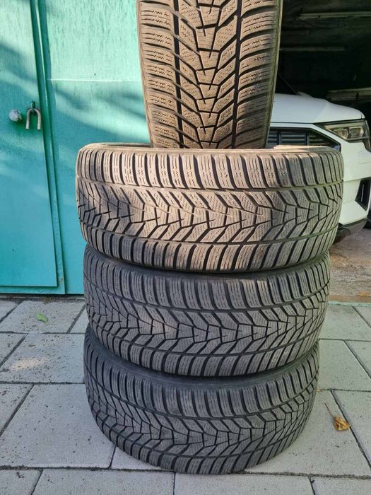 Шини hankook 235×45 r18
