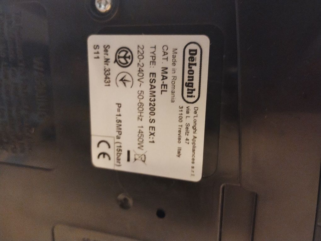 Expres do kawy DeLonghi esam 2300 s