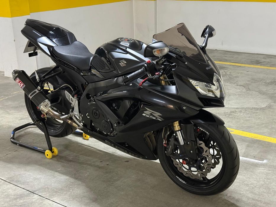 Suzuki Gsx-R 600 K8