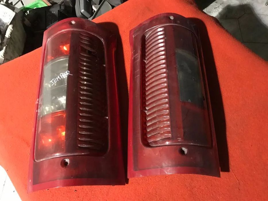 Farolins traseiros citroen junper
