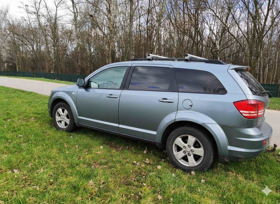 Sprzedaż samochodu Dodge Jonieur