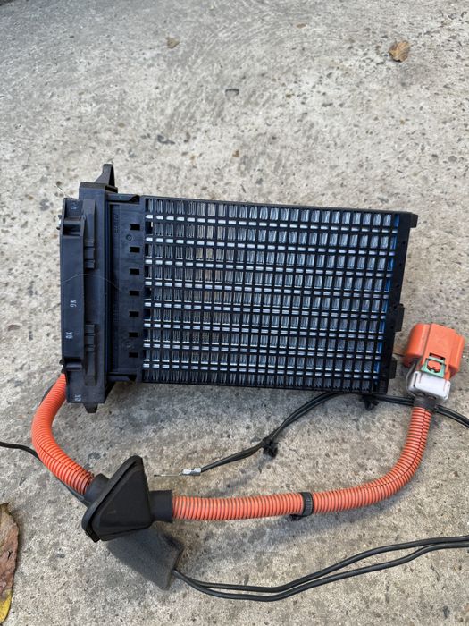 Продам хитен тен нагреватель Nissan Leaf