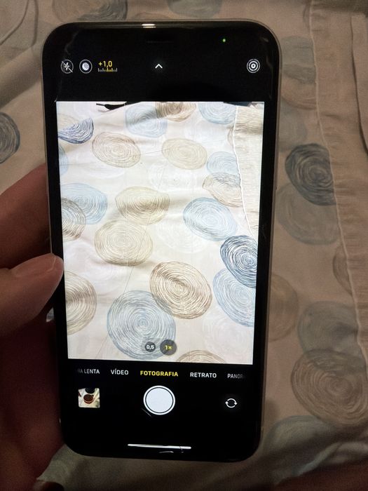 iPhone 11 128GB – Usado, Bom Estado.