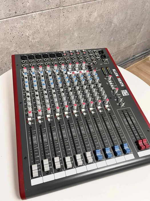 Allen & Heath ZED-14 mikser audio wzmacniacz