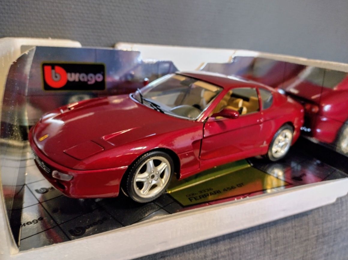 Bburago burago 1:18 Ferrari 456 GT