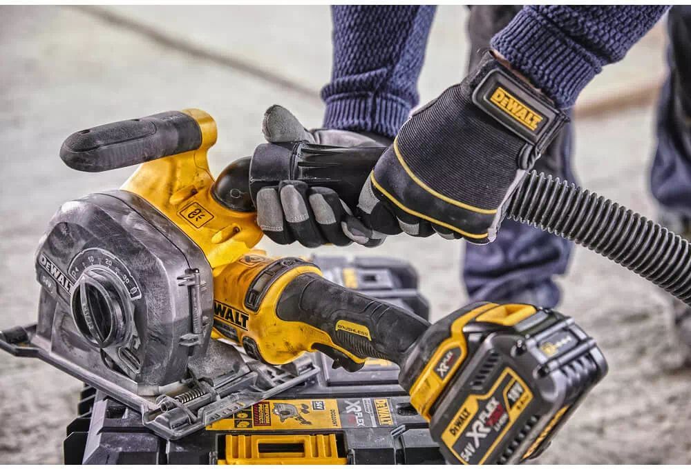 DeWALT DCG200 штроборез аккумуляторный бесщёточный каркас+кейс