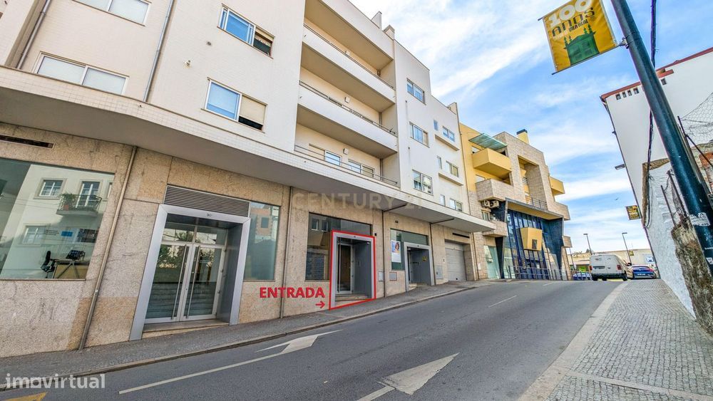 Apartamento  T4 com 4 Suítes no Coração de Vila Real