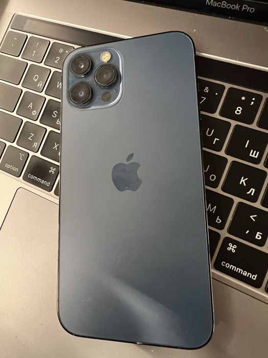 Продам телефон айфон iPhone 12 Pro Max 128Gb blue все працює добре