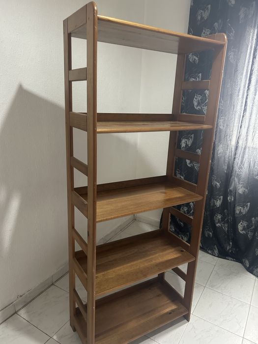 Movel madeira de estantes